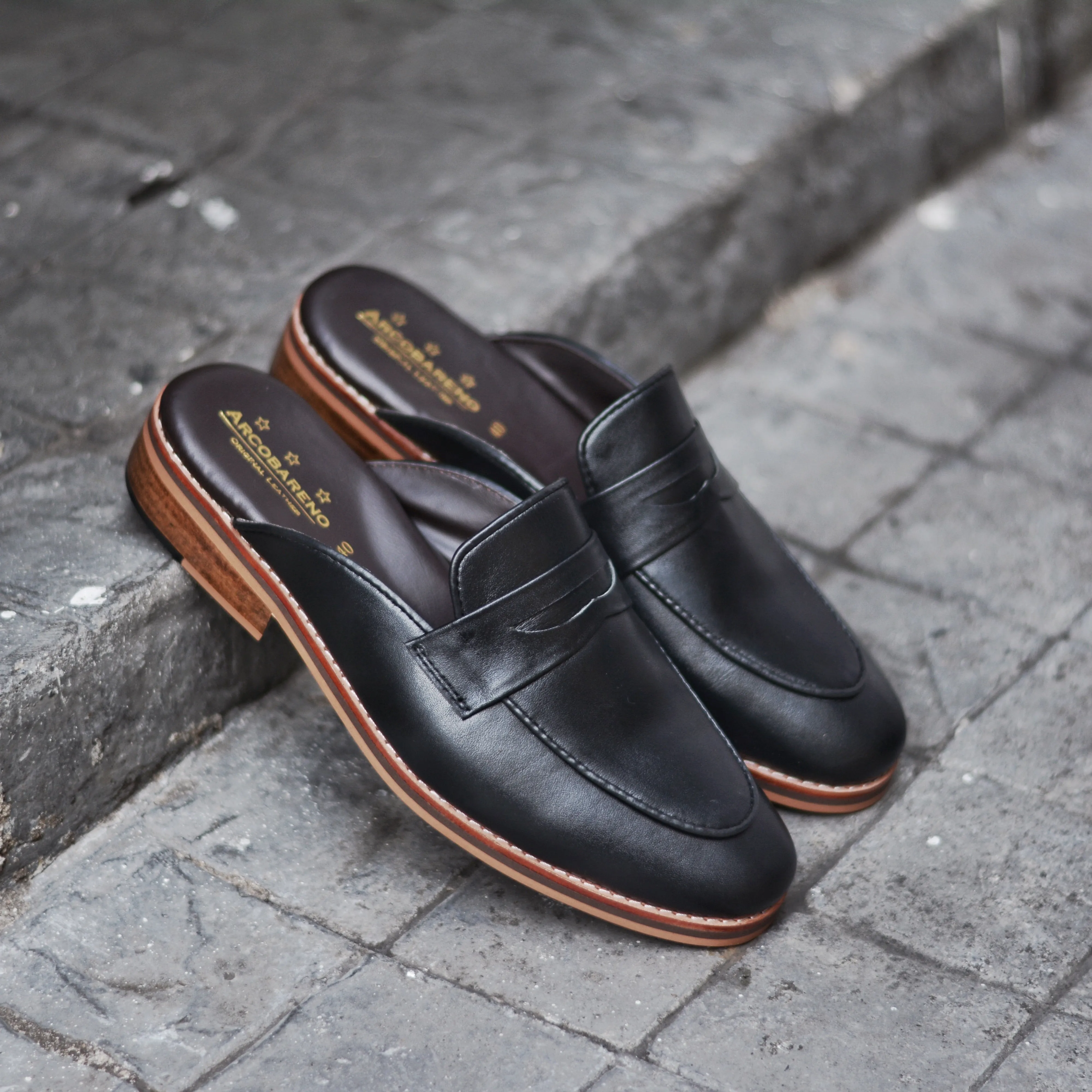 701 Penny Slipper Matt Black   Wooden Soles