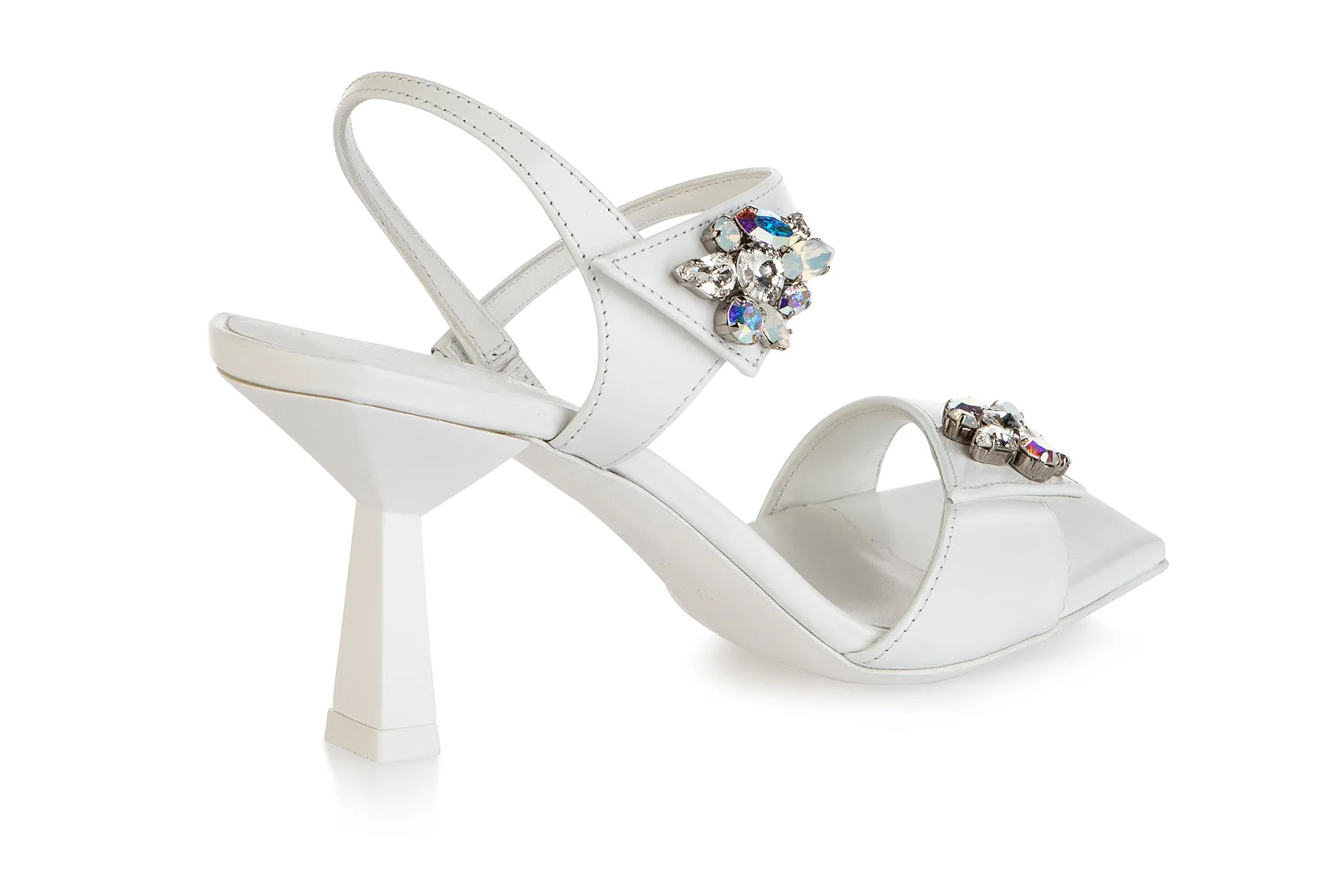 8551 Loriblu Sandals / White