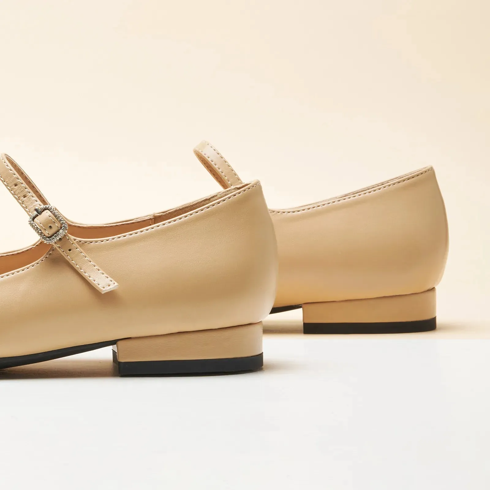 Almond-Toe Two-Tone Mary Jane (Lena)