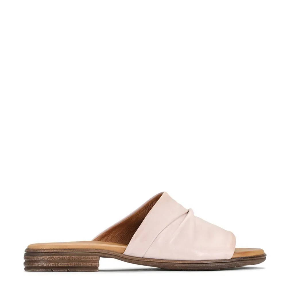 ILO LEATHER  SLIDE SANDALS