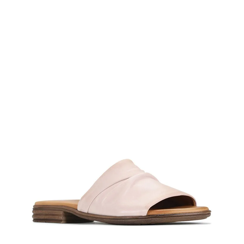 ILO LEATHER  SLIDE SANDALS