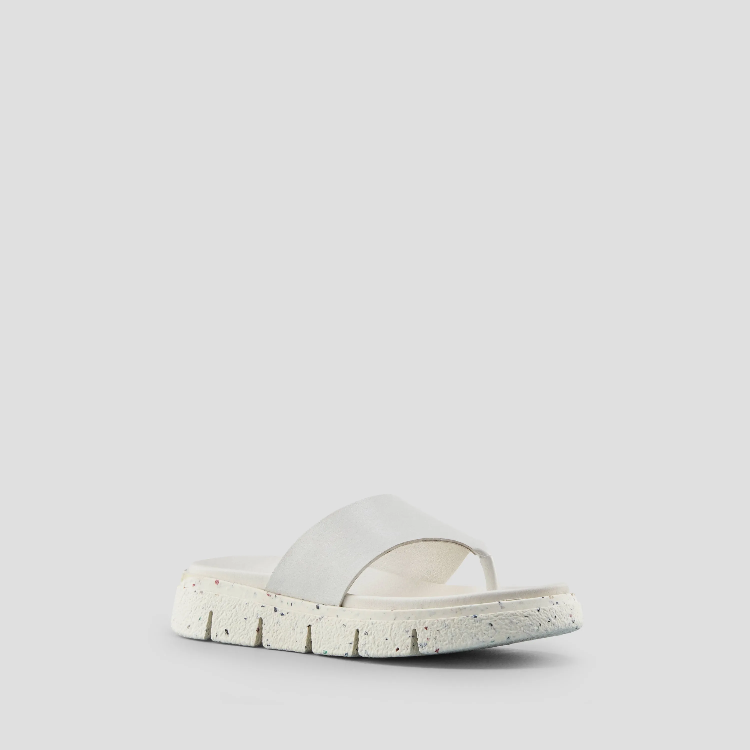 Ponyo Luxmotion Leather Thong Sandal