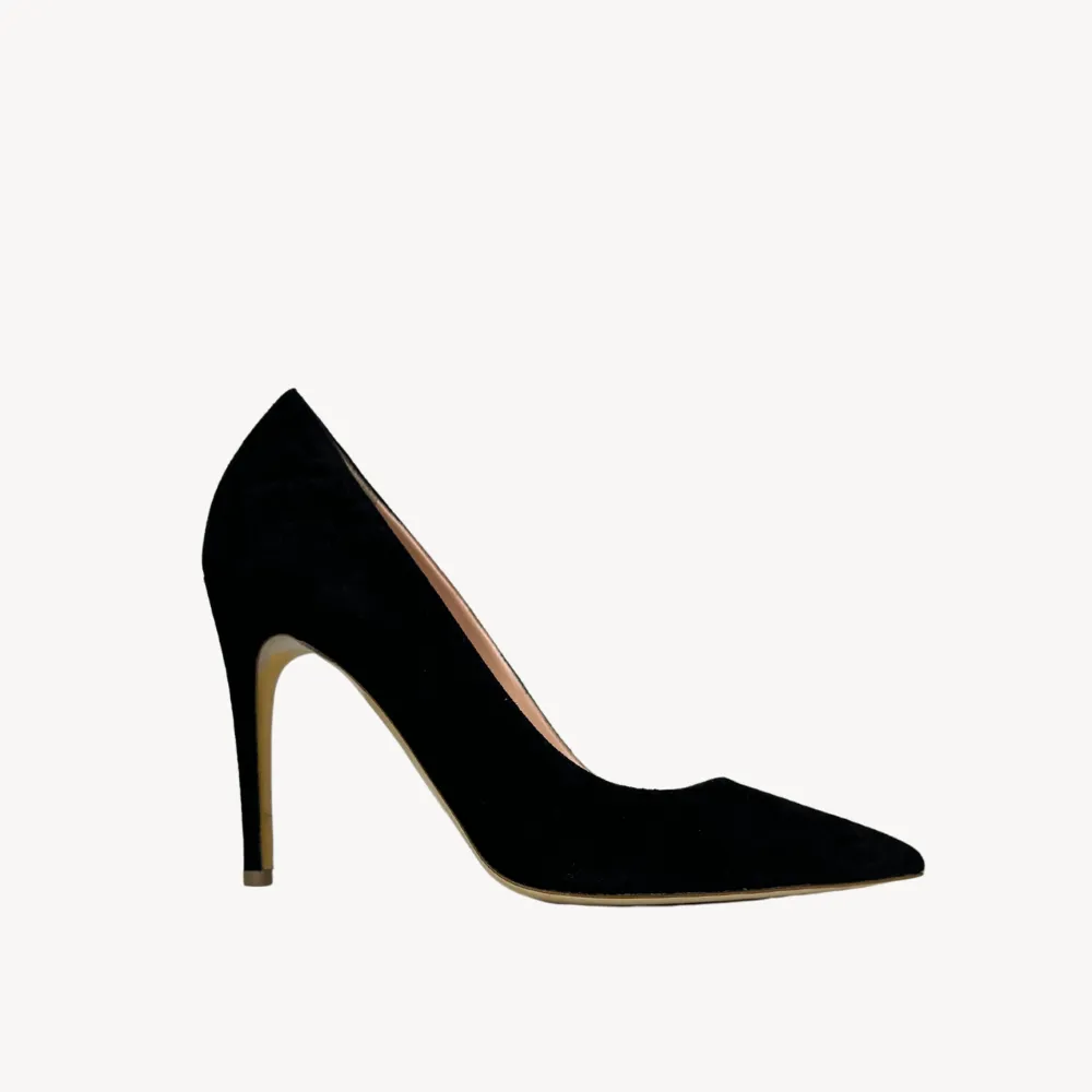 Rupert Sanderson New Malory - Black Suede