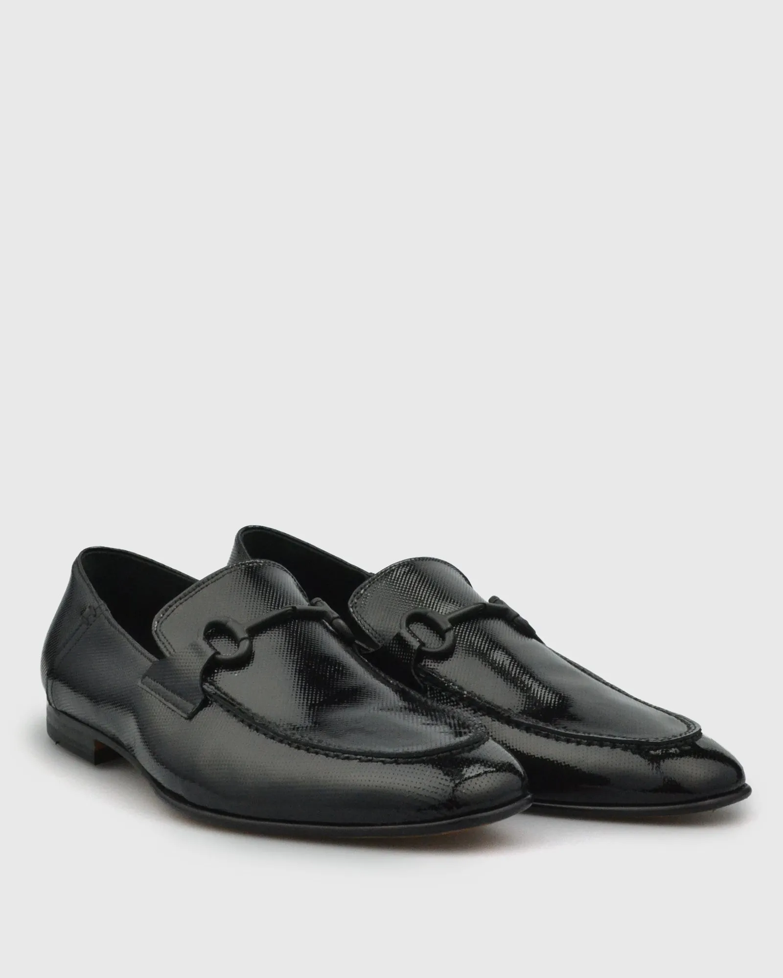 VINCENT & FRANKS VFS21 BLACK PERFORATED PATENT LOAFER